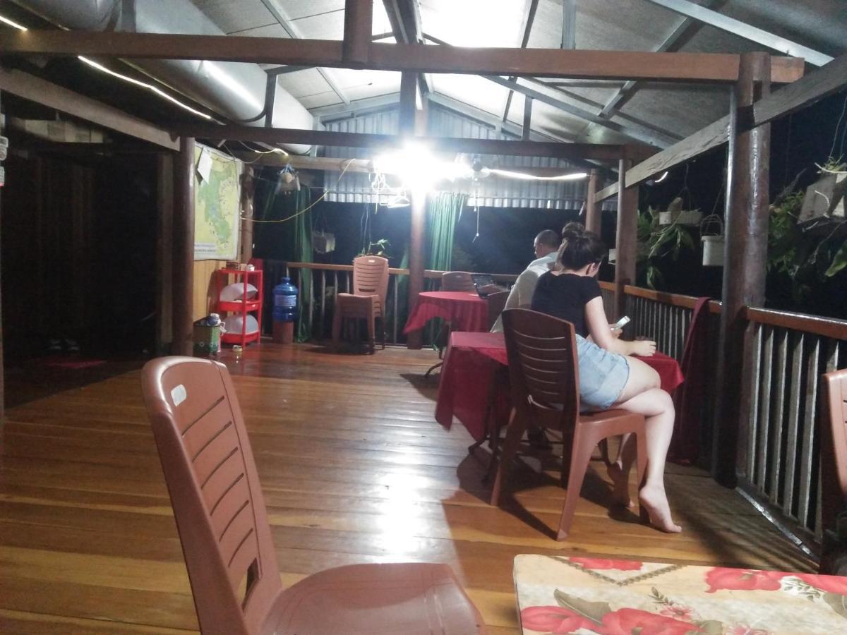 Tran Xuan Homestay Ba Be Village Экстерьер фото